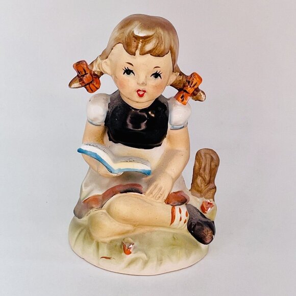 Vintage Wales Hand Painted Porcelain Figurine Girl Reading Book Japan - Picture 1 of 10